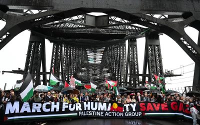A Rain‑Soaked Tide of Hope on Sydney Harbour Bridge: March for Humanity Moves the City
